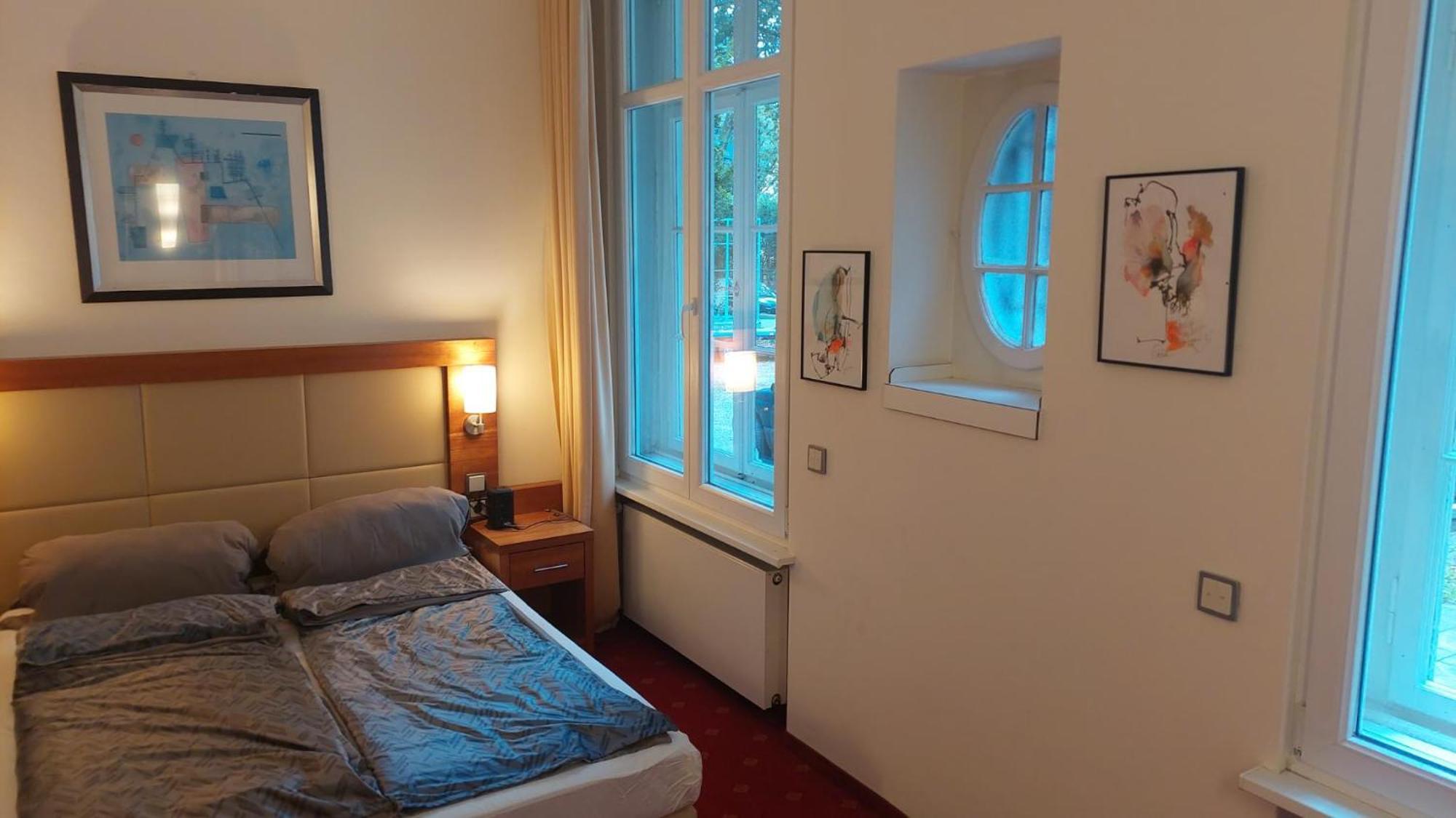Die Villa, Zimmer 17, Dz Leverkusen Dış mekan fotoğraf